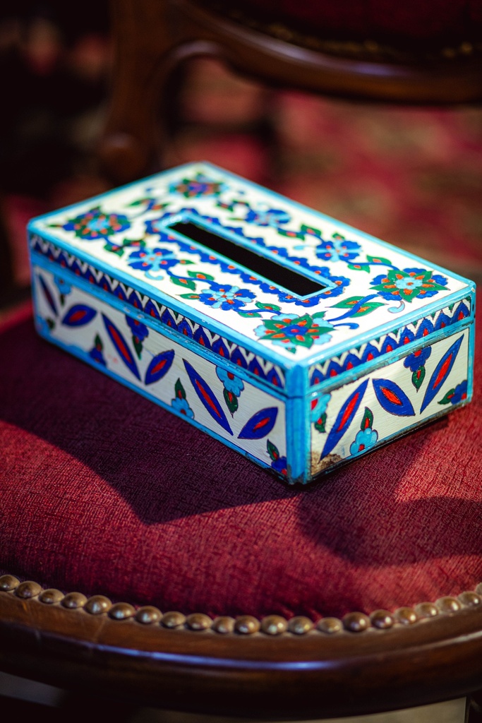 Arabesque tissue box