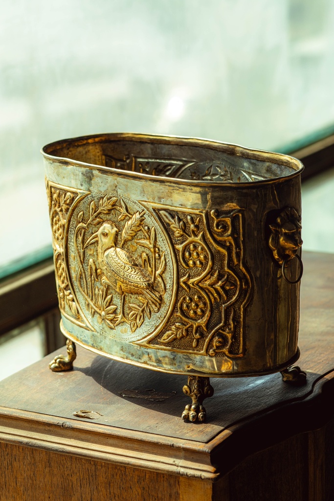Copper plant stand